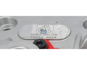 DT CYLINDER HEAD 2