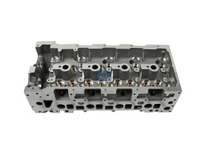 DT CYLINDER HEAD 4
