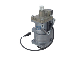 DT FOOT BRAKE VALVE 2