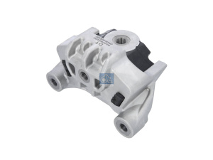 DT ENGINE MOUNTING 2