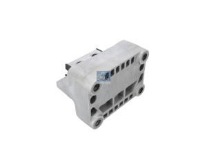 DT ENGINE MOUNTING 2