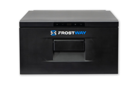FROSTWAY KOMPRESSORIVETOLAATIKKO JÄÄKAAPPI/PAKASTIN 30L 698X440X250MM PORTAATTOMASTI SÄÄDETTÄVISSÄ -20/+20 12V/24V/230V