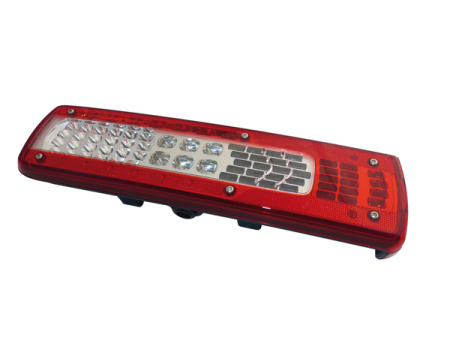 VOLVO LED-TAKAVALO OIKEA, PERUUTUSHÄL. LC9, YHTEENSOPIVA FH 2003
