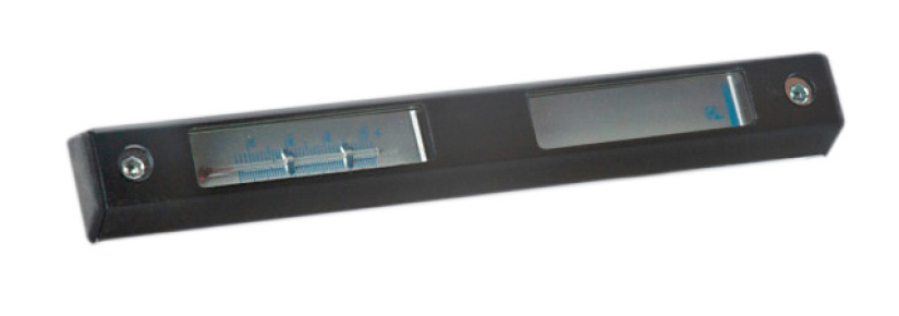 PINTA / LÄMPÖMITTARI HYDRAULISÄILIÖLLE,PULTTIVÄLI 254MM P171922