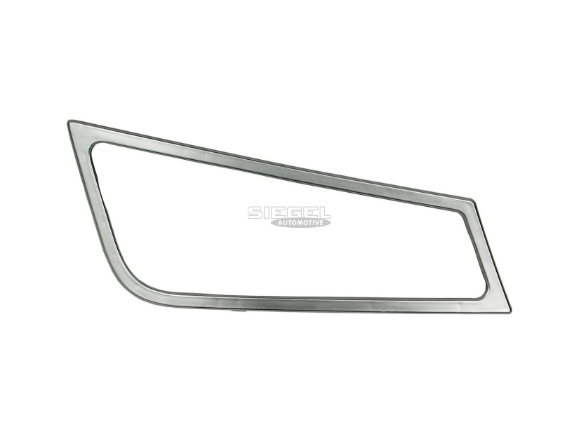 DT AUXILIARY LAMP FRAME SA2D0126