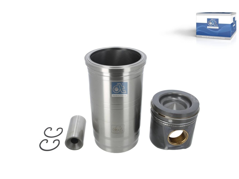 DT PISTON WITH LINER 4.66678