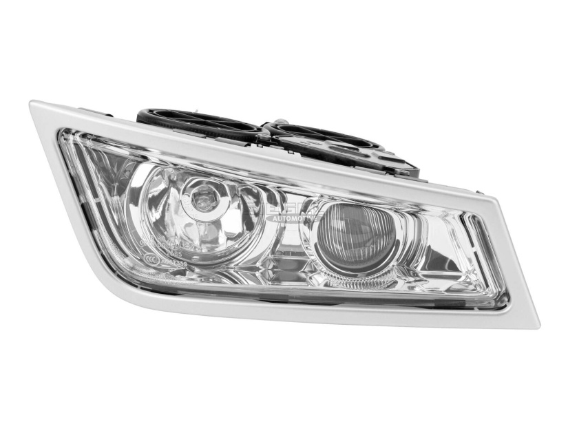 DT FULL BEAM AND FOG LAMP SA5A0194