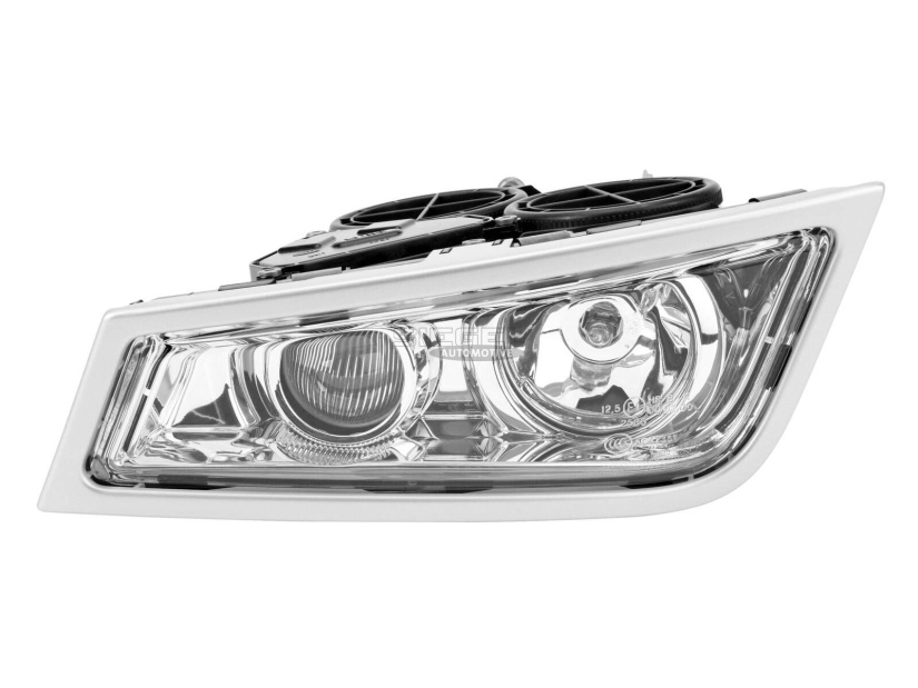DT FULL BEAM AND FOG LAMP SA5A0193