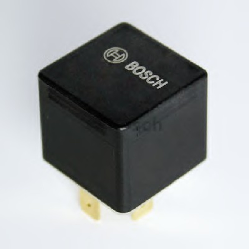 BOSCH PIENRELE, 24V, VASTUKSELLA. 5-NAP. 20A 0332209206